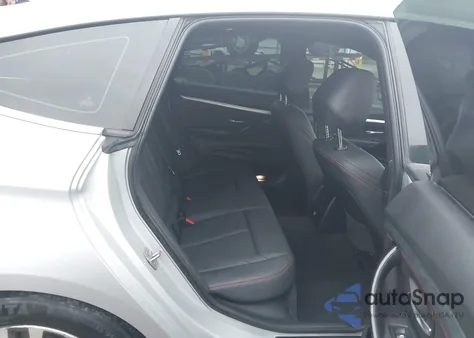 2018 BMW 330I Gran Turismo xDrive z USA, uszkodzony, nr VIN WBA8Z9C54JG828756